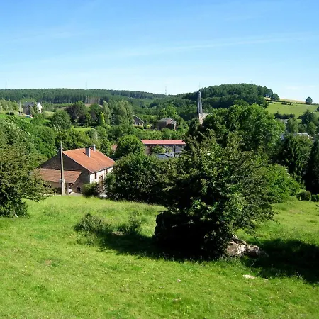 Ferienhaus This Antique Semi-detached Farmhouse Trois-Ponts